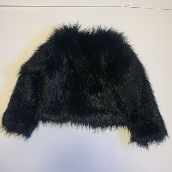 Unbranded Black Faux Fur Bolero - Girl’s Size 6 - Picture 3 of 8